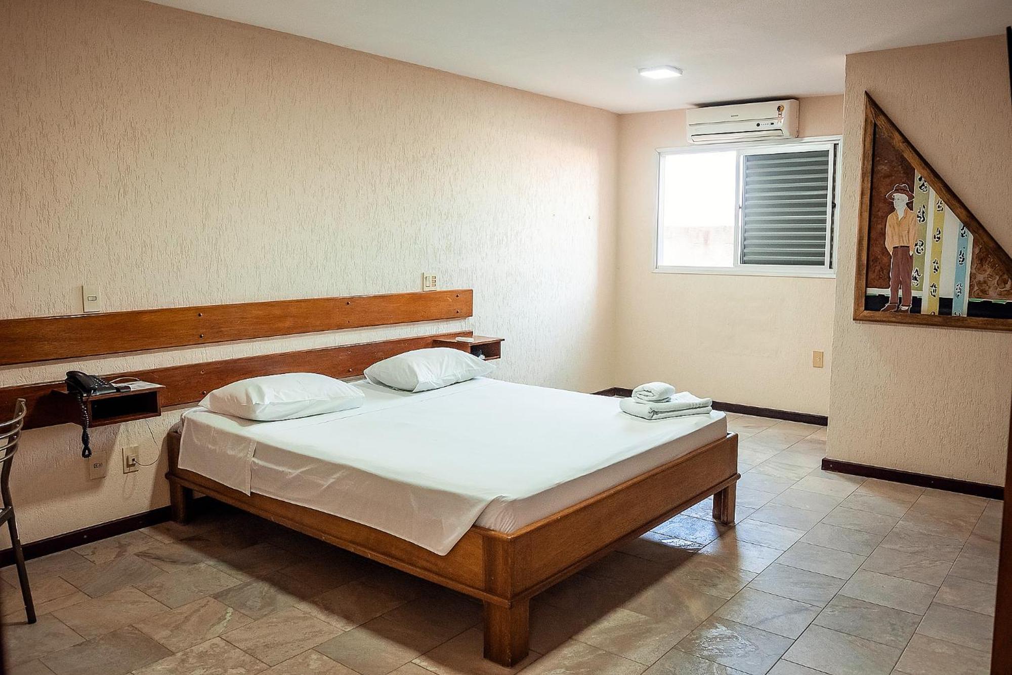 Sakr Hotel Penápolis Eksteriør bilde